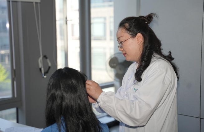 听力障碍导致的发音问题，还能矫正吗？该怎么做？